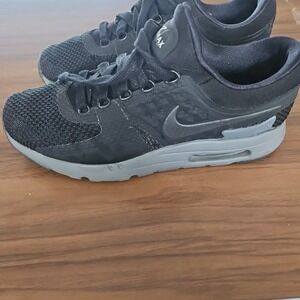 Nike Air Max Zero QS Black Dark Grey 90's Sz 9 Men 789695-001